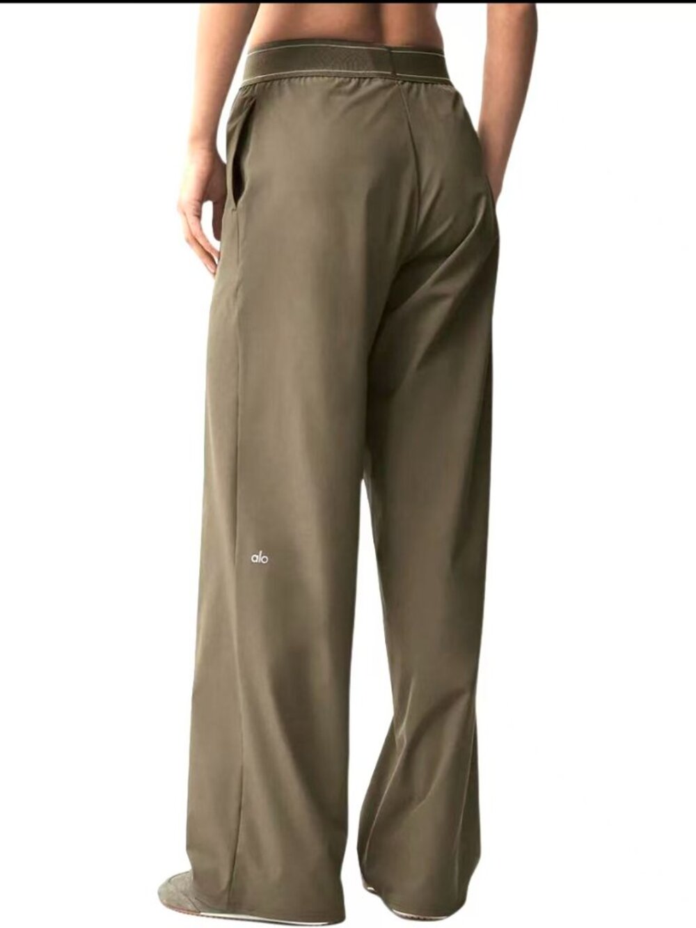 NWT Alo Yoga Suit Up Trouser🎻💕 Regular Olive Wide Leg Pants - Picture 8 of 8